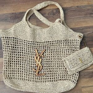 Designer inspired NWOT Tan Crochet Tote with Pouch